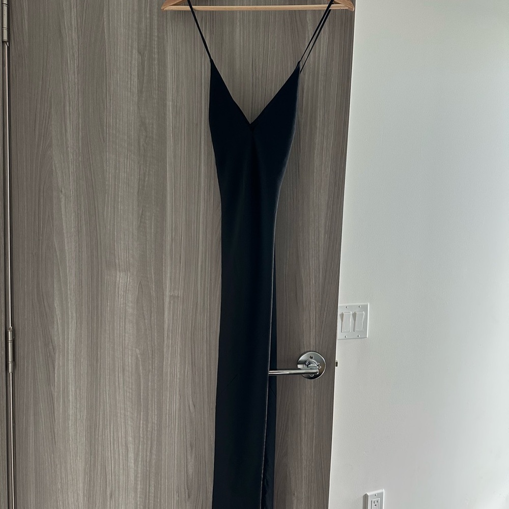 Wilfred Classic Black Slip Dress - Minimalist V-Neck